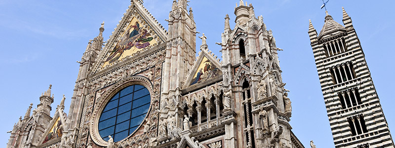 Domkyrkan i Siena med sina pelare, Toscana.