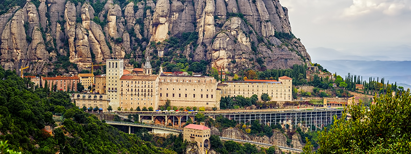 Det heliga berget Montserrat utanför Barcelona på en nyårsresa.