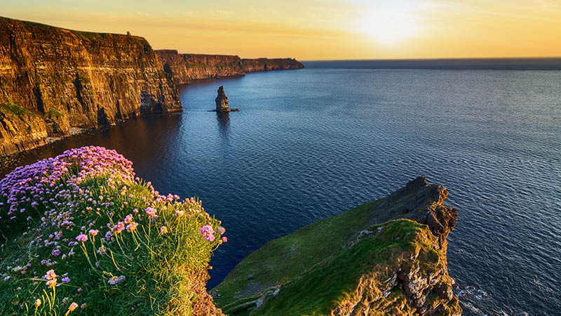 Natursceneri vid Cliffs of Moher på Irland.