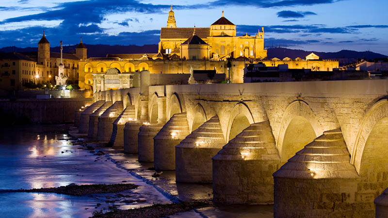 Bro ver till La Mezquita-moskn i Crdoba